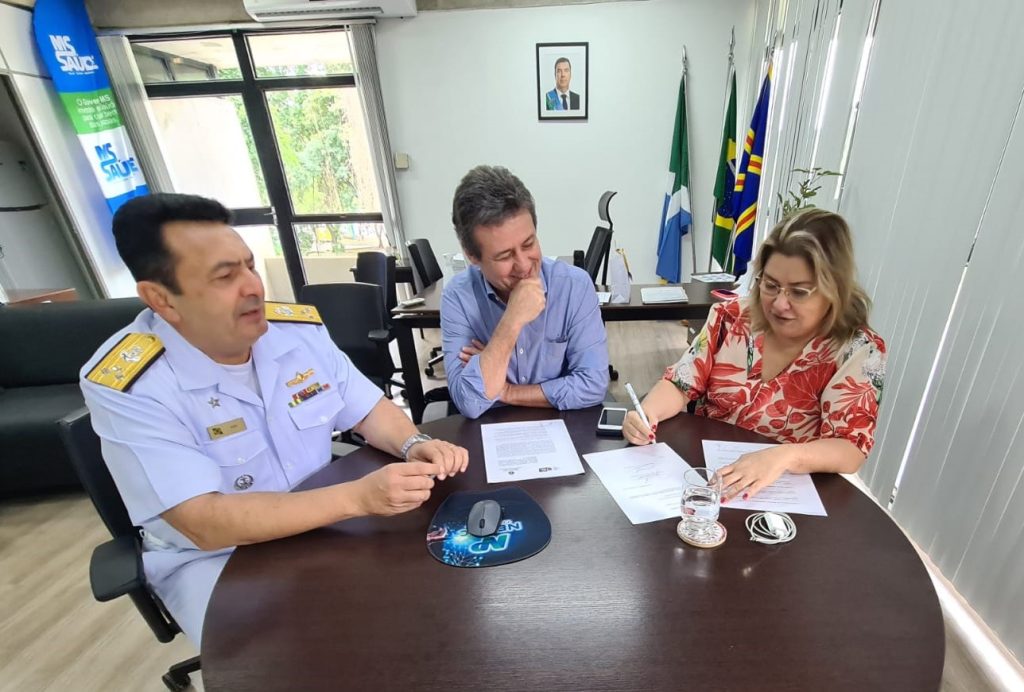 Governo de MS e Marinha do Brasil celebram cooperação para assistência à população ribeirinha