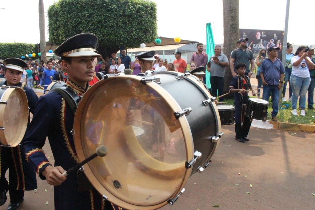 Desfile Cívico do 36º aniversário de Paranhos