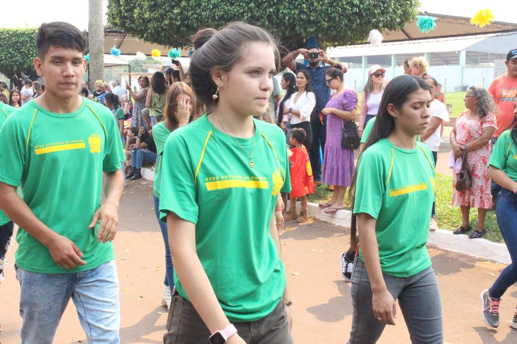 Desfile Cívico do 36º aniversário de Paranhos