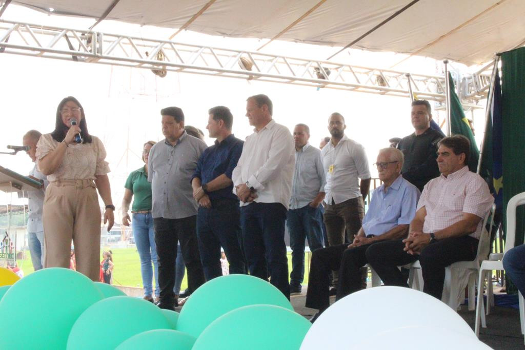 Desfile Cívico do 36º aniversário de Paranhos