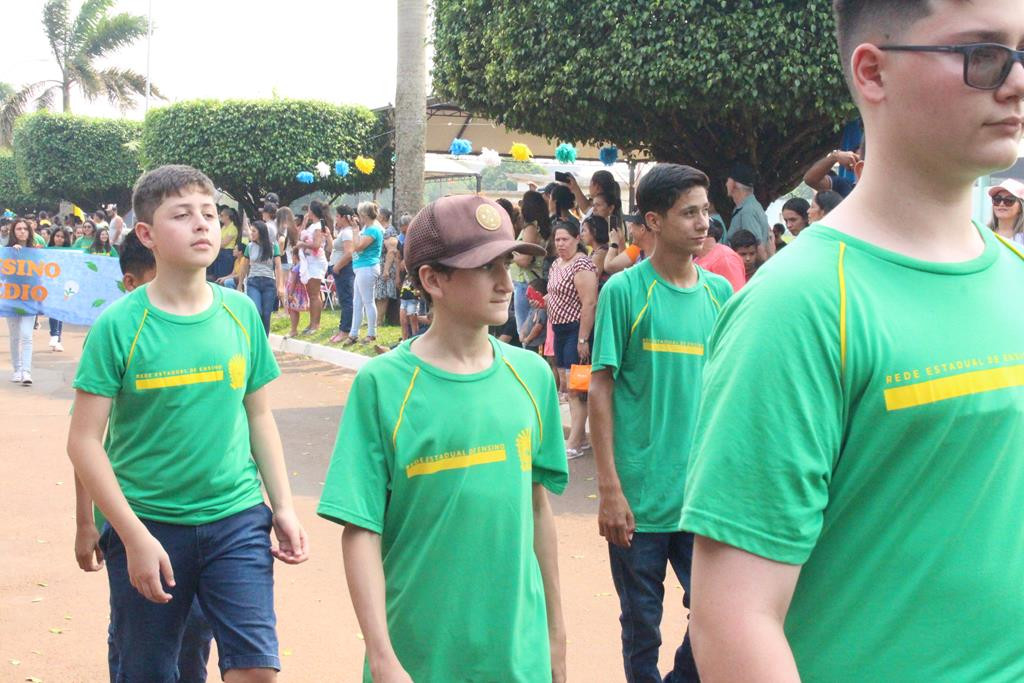 Desfile Cívico do 36º aniversário de Paranhos