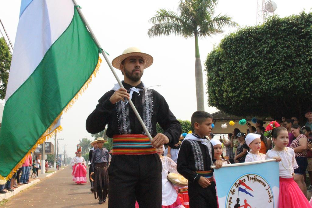 Desfile Cívico do 36º aniversário de Paranhos