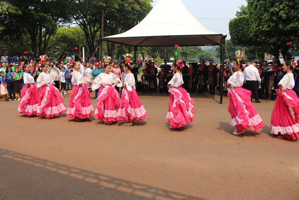 Desfile Cívico do 36º aniversário de Paranhos