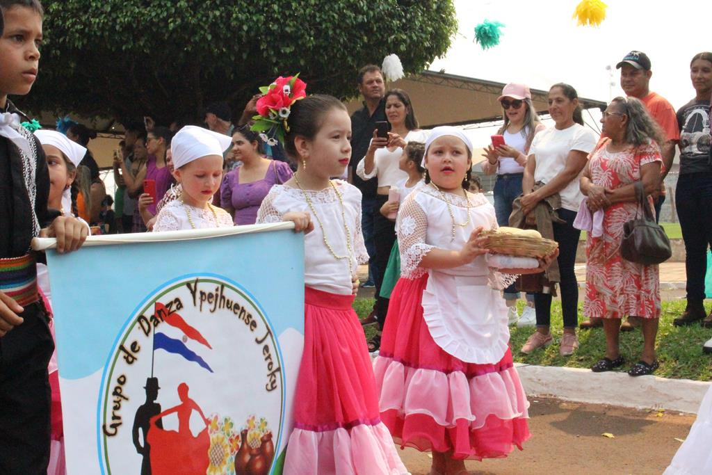 Desfile Cívico do 36º aniversário de Paranhos