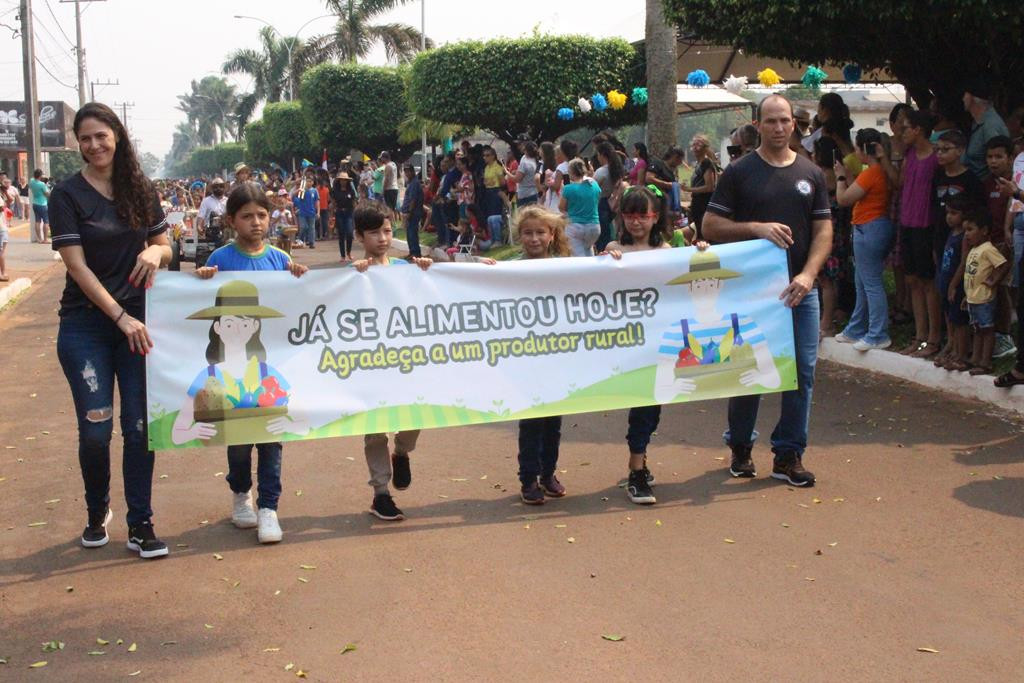 Desfile Cívico do 36º aniversário de Paranhos