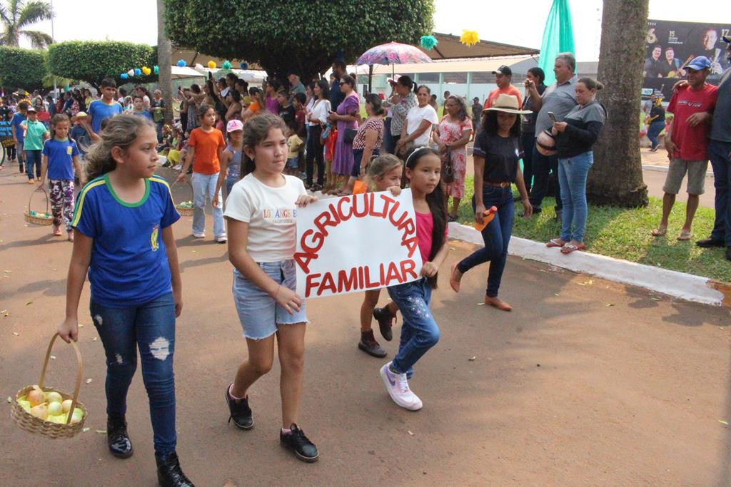 Desfile Cívico do 36º aniversário de Paranhos