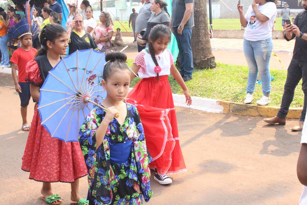 Desfile Cívico do 36º aniversário de Paranhos