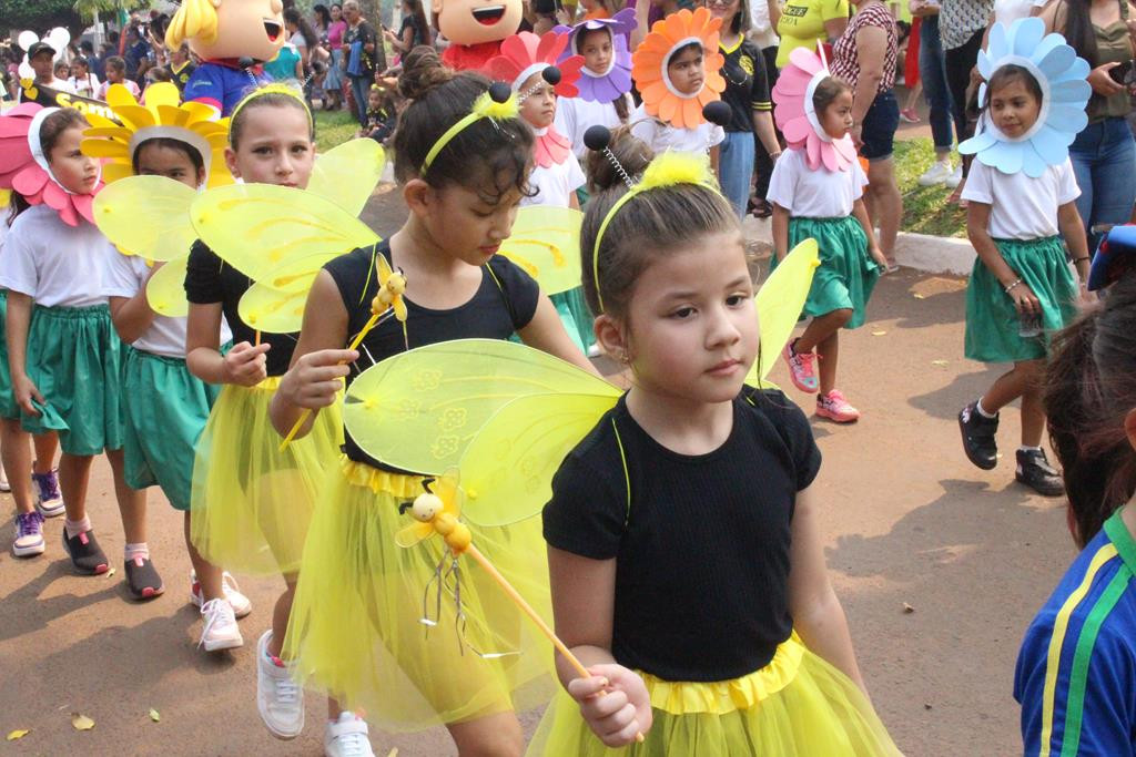 Desfile Cívico do 36º aniversário de Paranhos