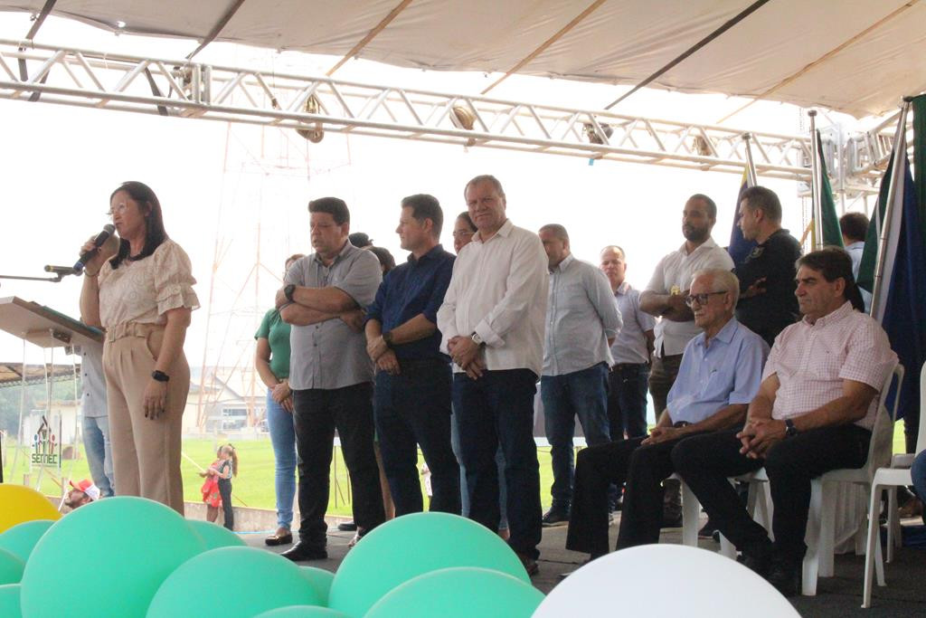 Desfile Cívico do 36º aniversário de Paranhos