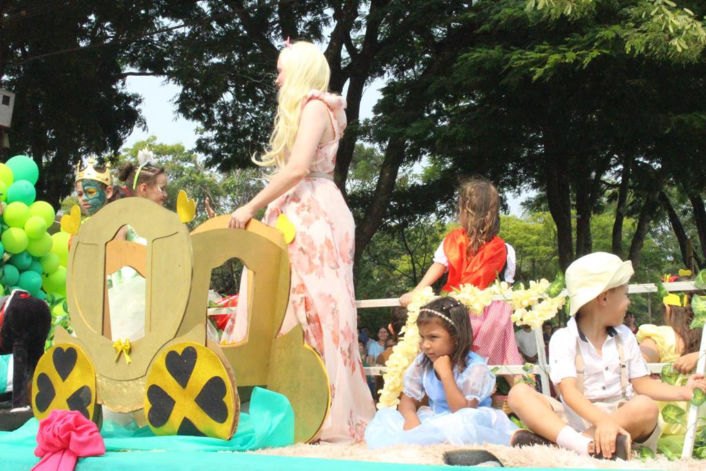 Desfile Cívico do 36º aniversário de Paranhos