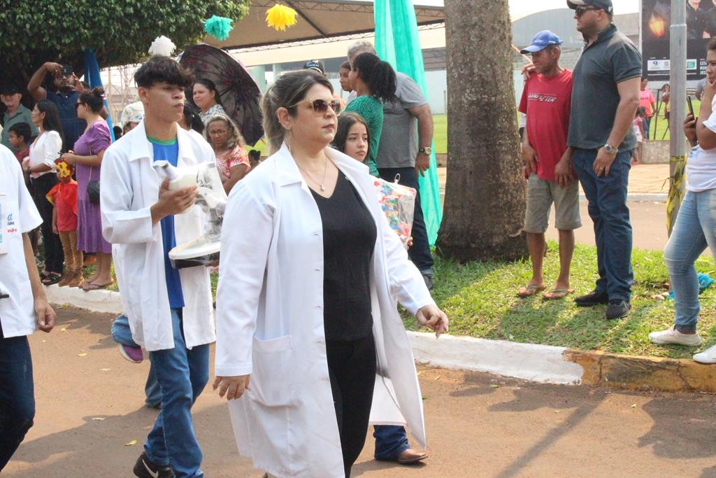 Desfile Cívico do 36º aniversário de Paranhos