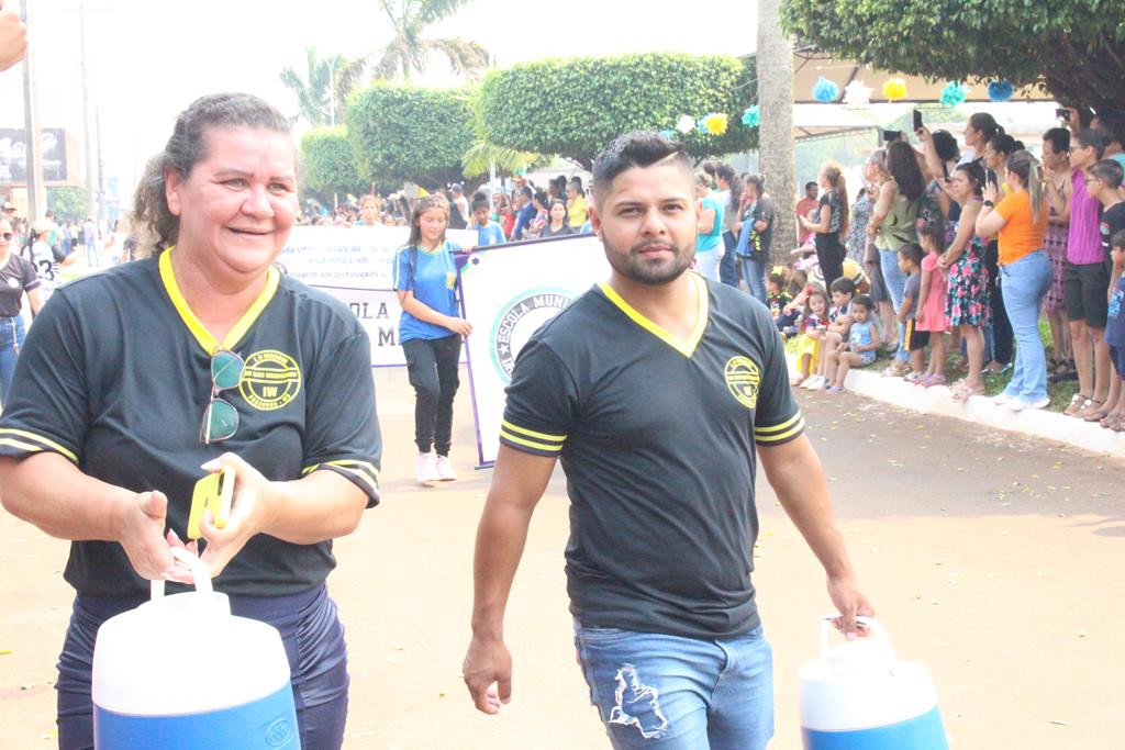 Desfile Cívico do 36º aniversário de Paranhos