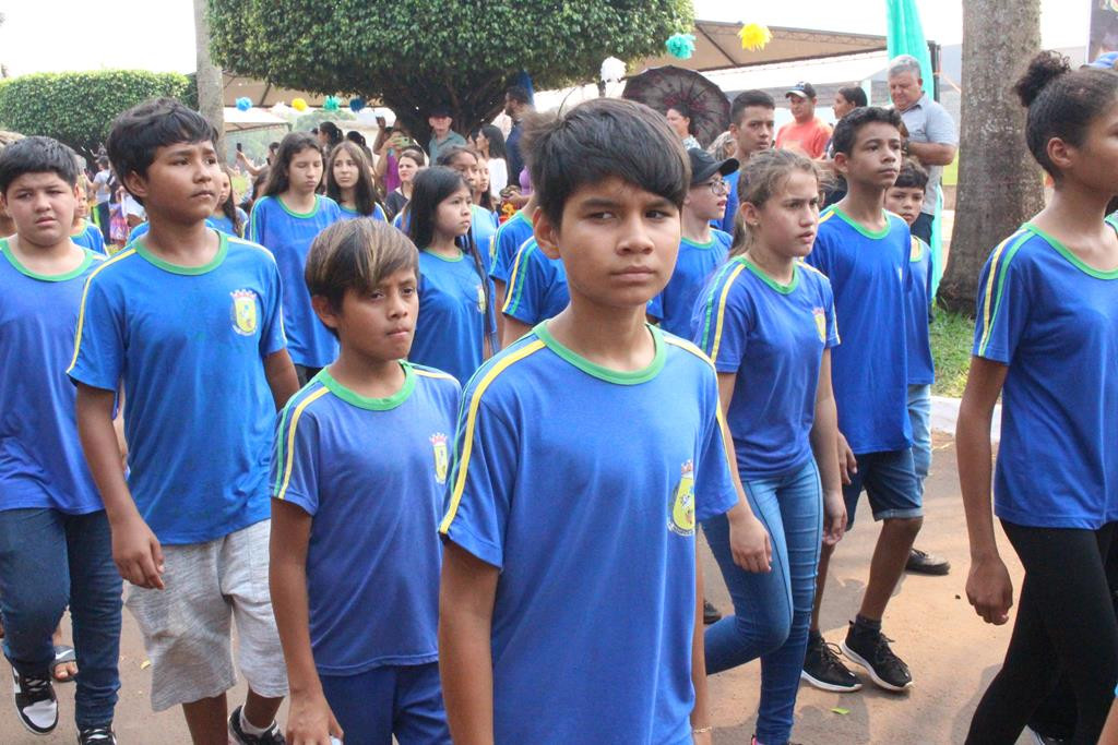 Desfile Cívico do 36º aniversário de Paranhos