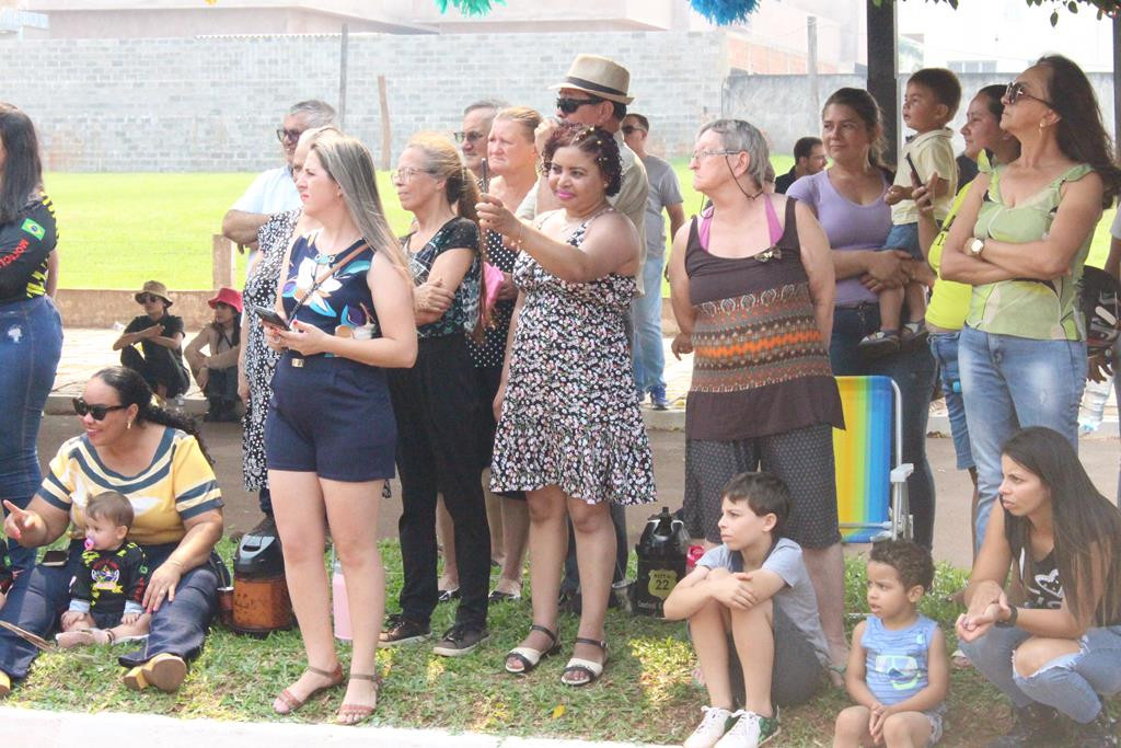 Desfile Cívico do 36º aniversário de Paranhos