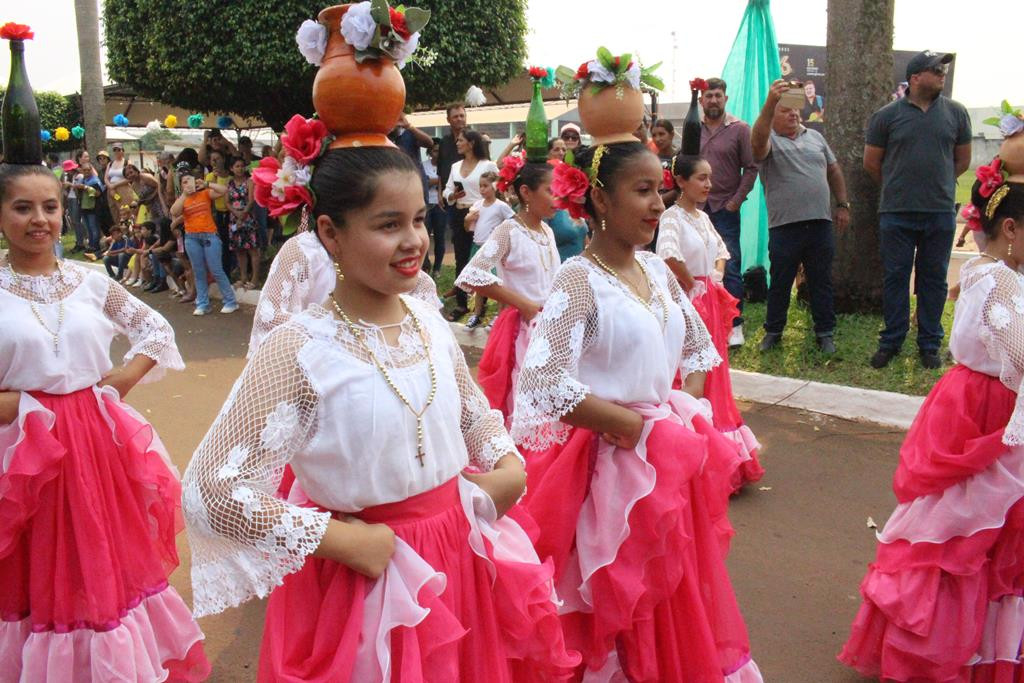 Desfile Cívico do 36º aniversário de Paranhos