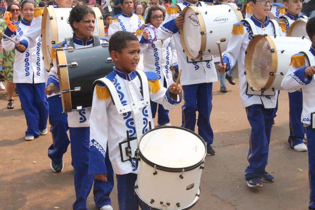 Desfile Cívico do 36º aniversário de Paranhos