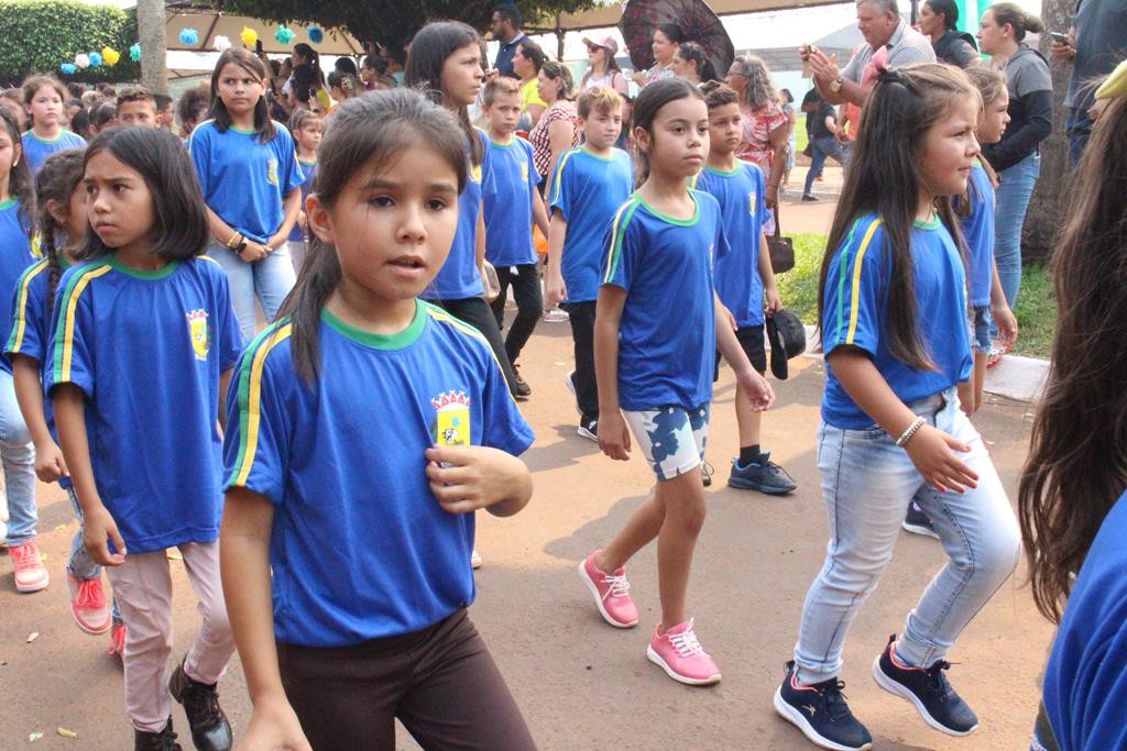 Desfile Cívico do 36º aniversário de Paranhos