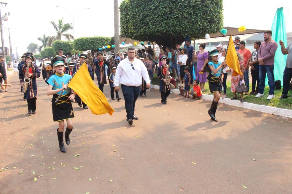 Desfile Cívico do 36º aniversário de Paranhos