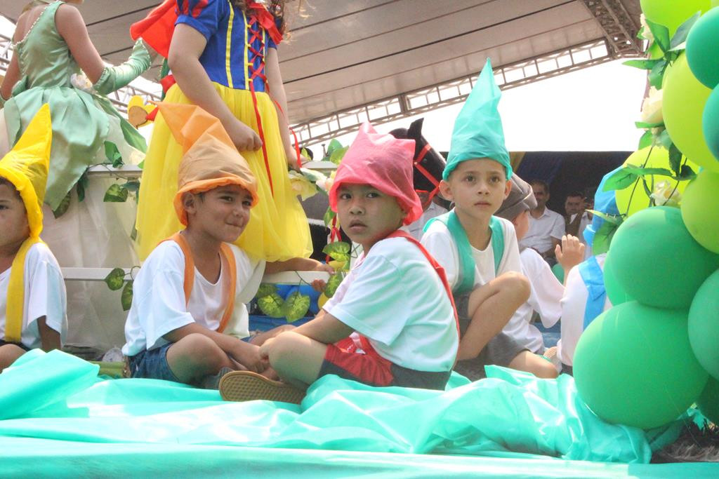 Desfile Cívico do 36º aniversário de Paranhos