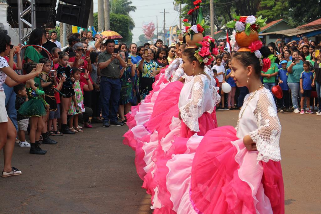 Desfile Cívico do 36º aniversário de Paranhos