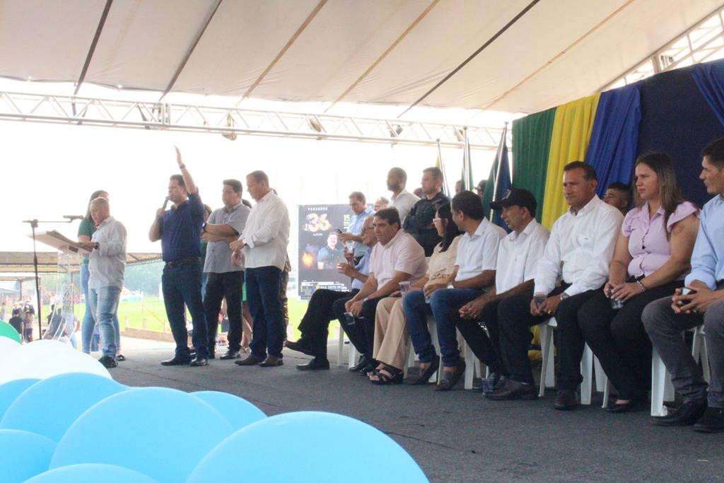 Desfile Cívico do 36º aniversário de Paranhos