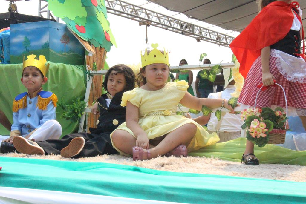 Desfile Cívico do 36º aniversário de Paranhos