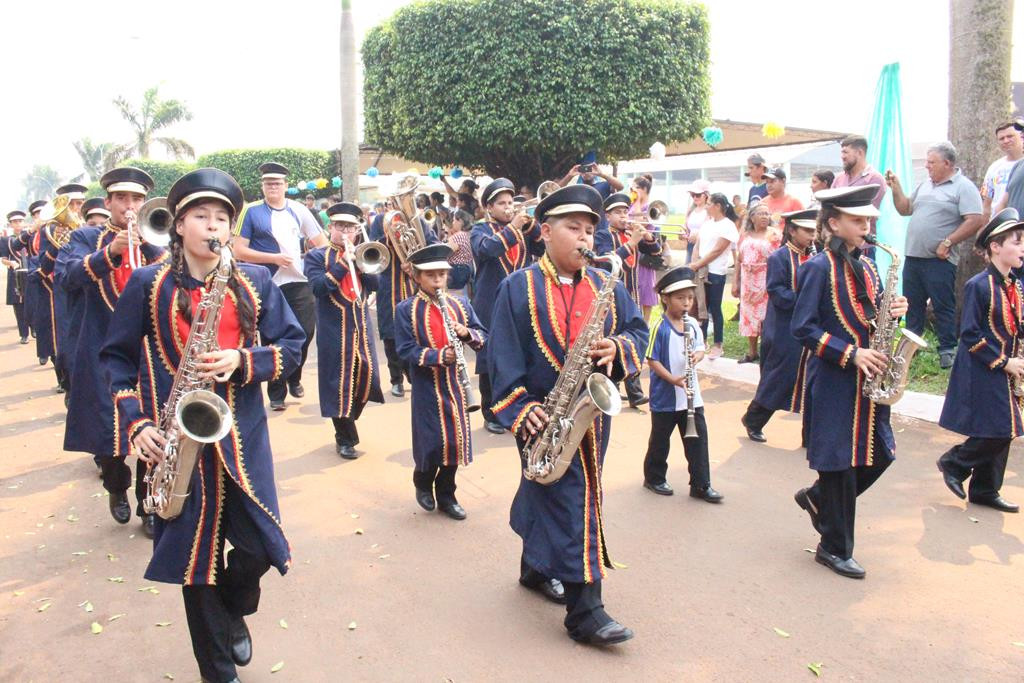 Desfile Cívico do 36º aniversário de Paranhos