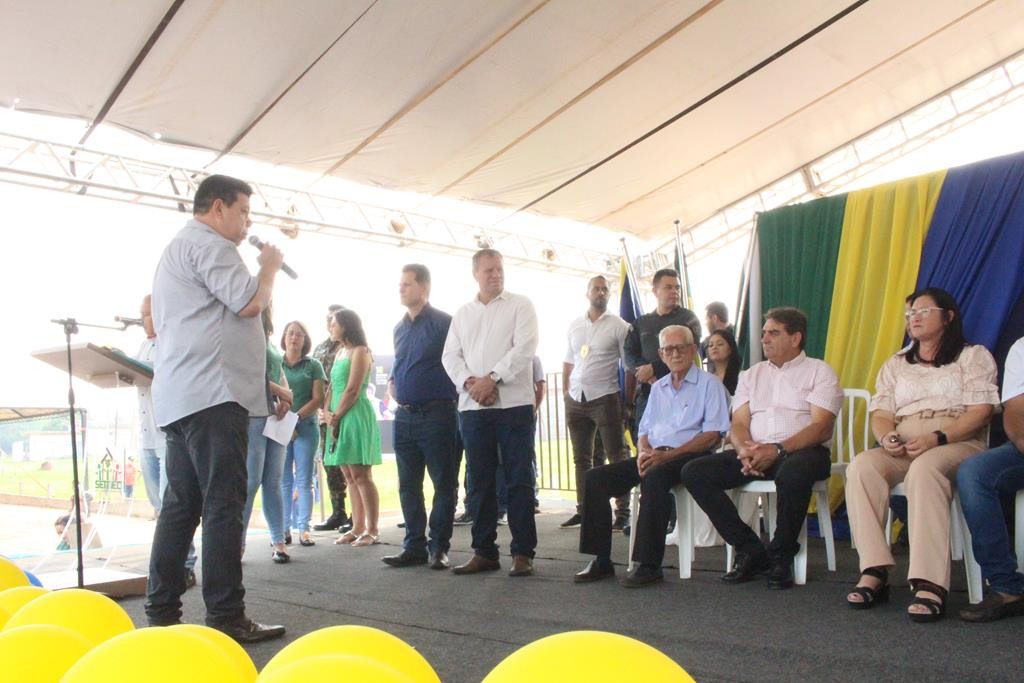 Desfile Cívico do 36º aniversário de Paranhos