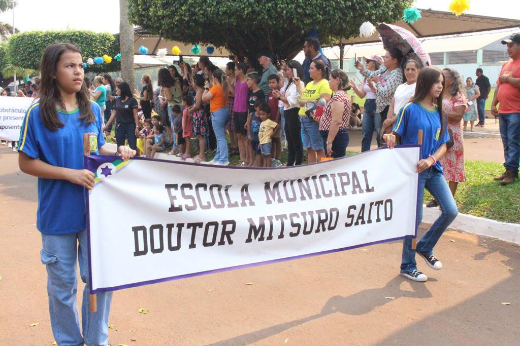 Desfile Cívico do 36º aniversário de Paranhos