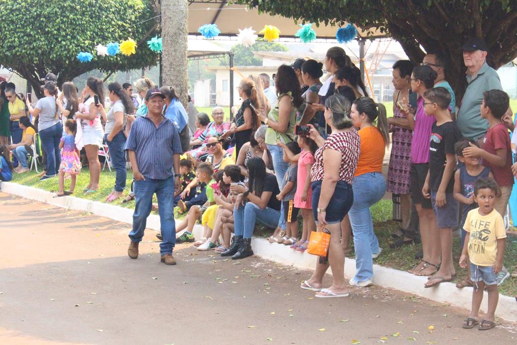 Desfile Cívico do 36º aniversário de Paranhos