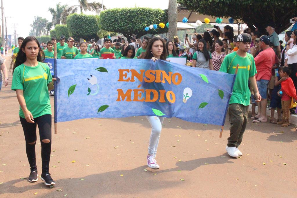 Desfile Cívico do 36º aniversário de Paranhos