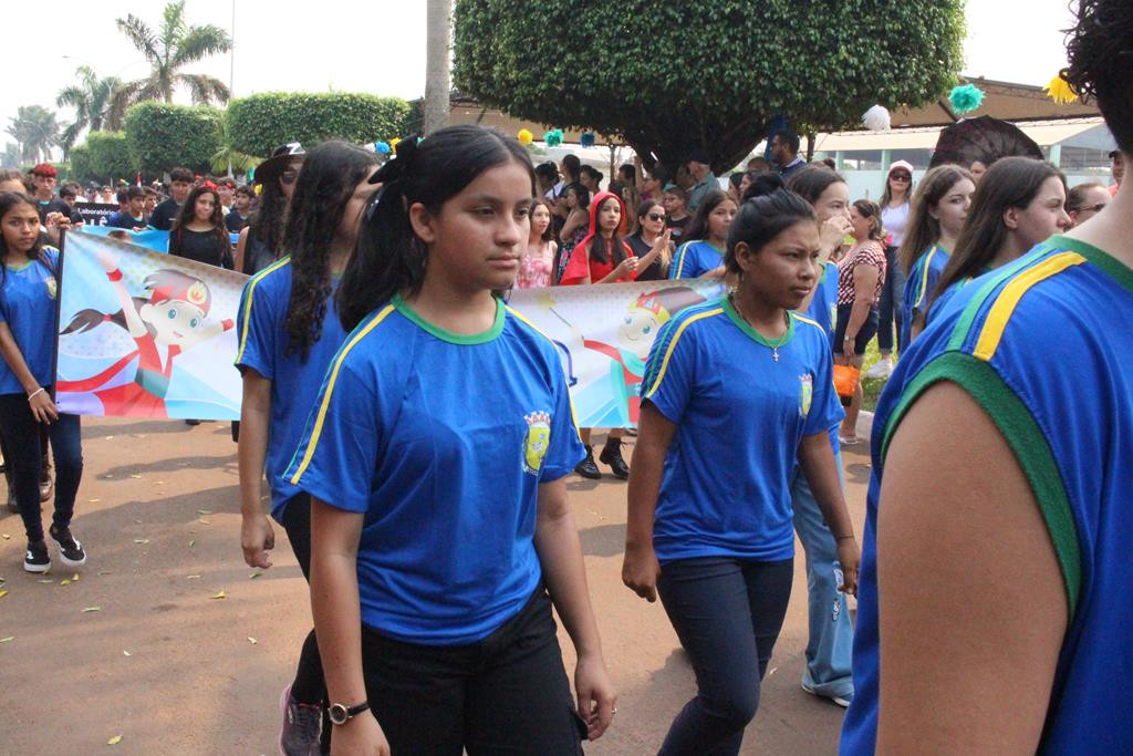 Desfile Cívico do 36º aniversário de Paranhos