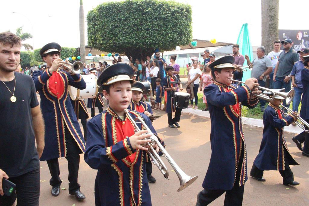 Desfile Cívico do 36º aniversário de Paranhos