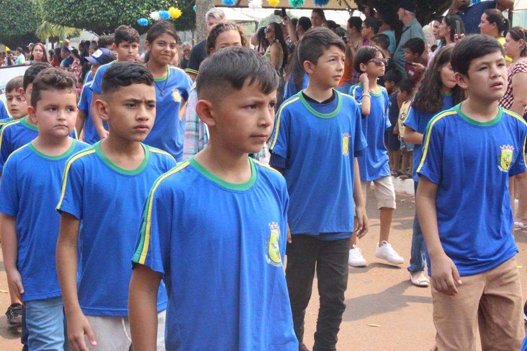 Desfile Cívico do 36º aniversário de Paranhos