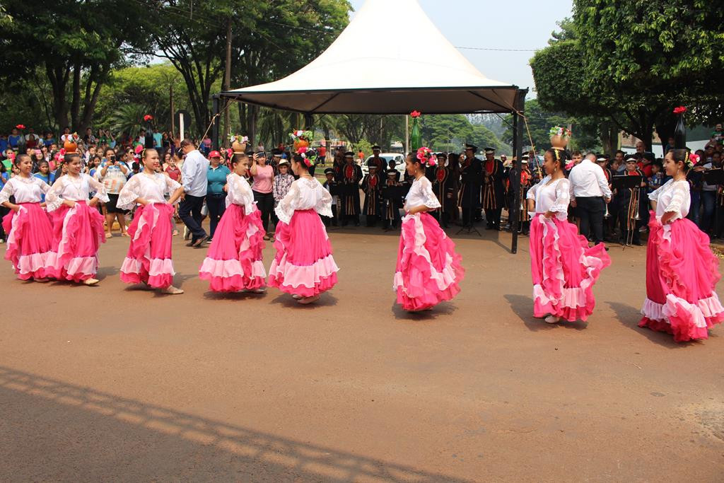 Desfile Cívico do 36º aniversário de Paranhos