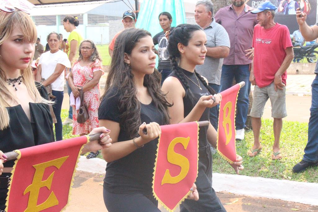 Desfile Cívico do 36º aniversário de Paranhos