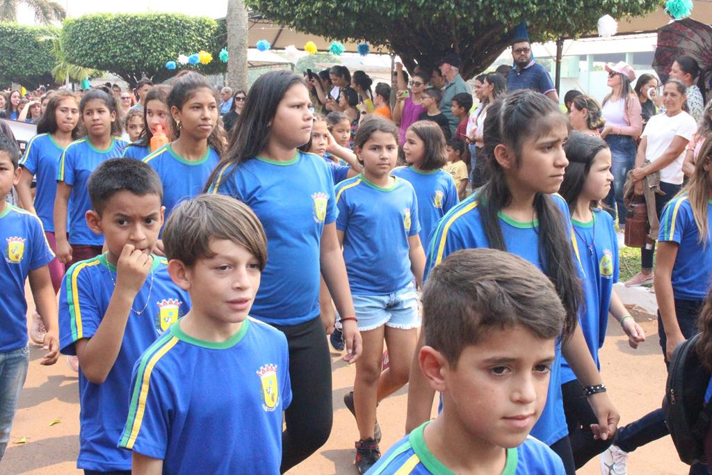 Desfile Cívico do 36º aniversário de Paranhos