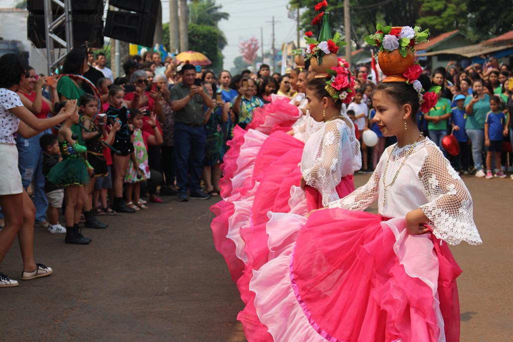 Desfile Cívico do 36º aniversário de Paranhos