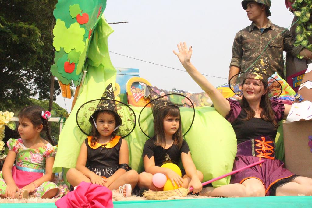 Desfile Cívico do 36º aniversário de Paranhos