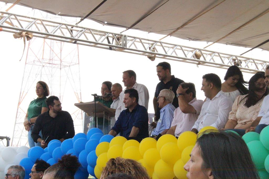 Desfile Cívico do 36º aniversário de Paranhos