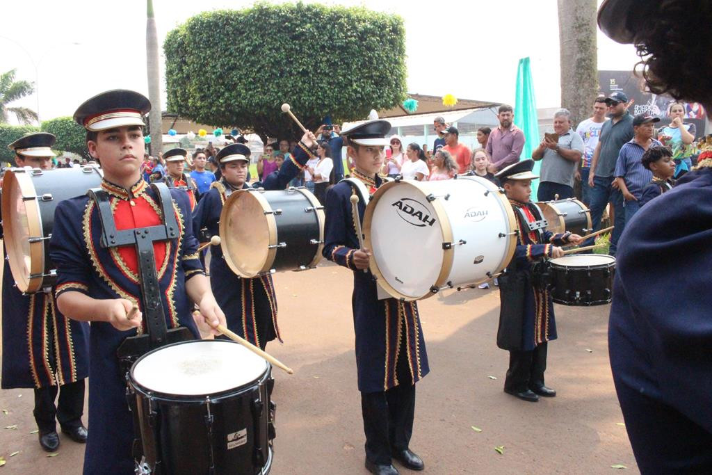 Desfile Cívico do 36º aniversário de Paranhos