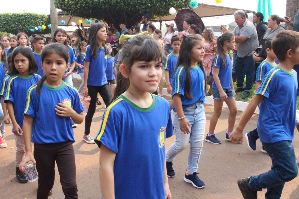 Desfile Cívico do 36º aniversário de Paranhos