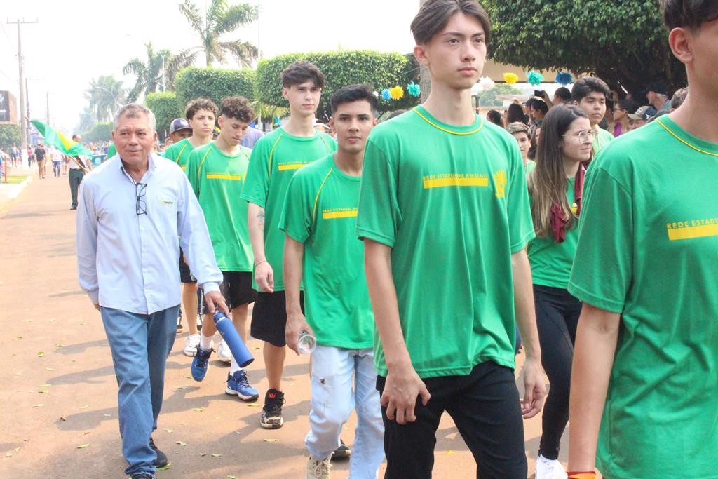 Desfile Cívico do 36º aniversário de Paranhos