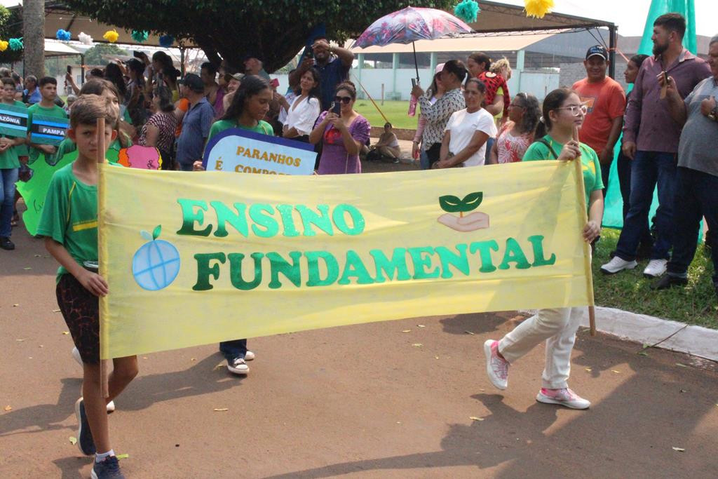 Desfile Cívico do 36º aniversário de Paranhos