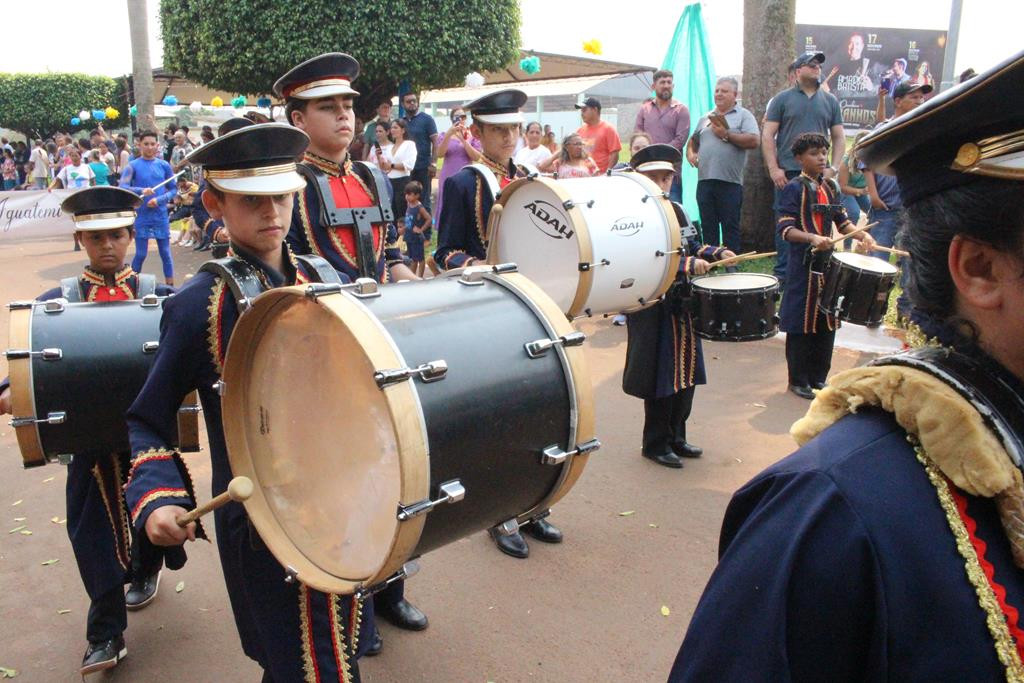 Desfile Cívico do 36º aniversário de Paranhos