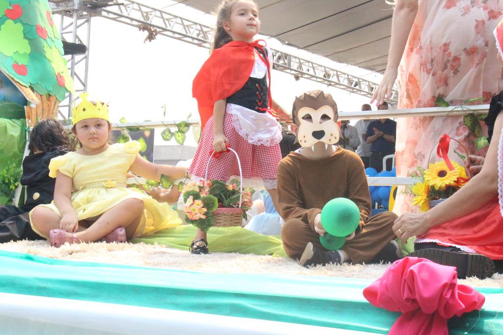 Desfile Cívico do 36º aniversário de Paranhos