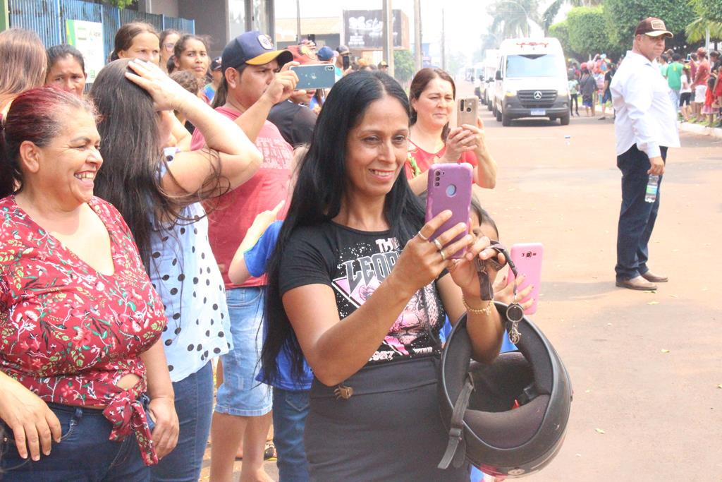 Desfile Cívico do 36º aniversário de Paranhos