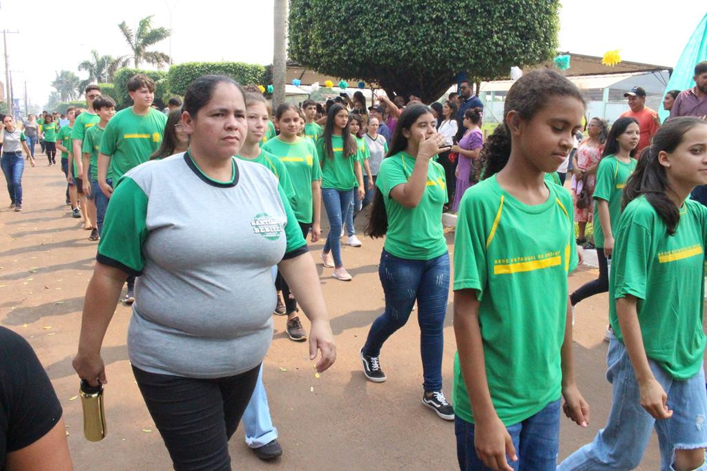 Desfile Cívico do 36º aniversário de Paranhos