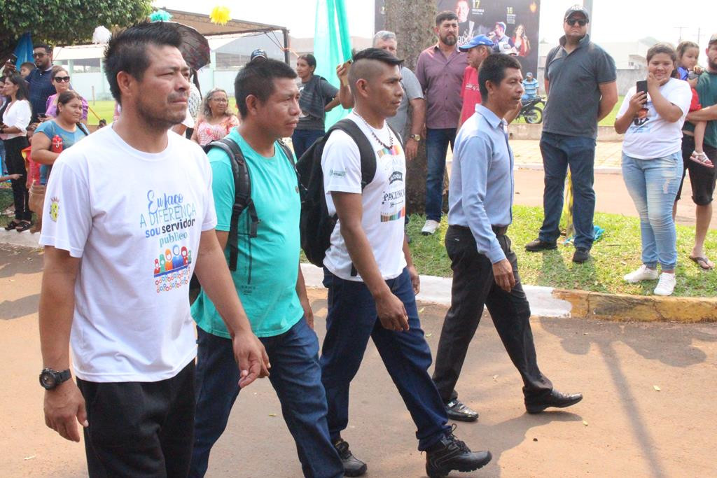 Desfile Cívico do 36º aniversário de Paranhos