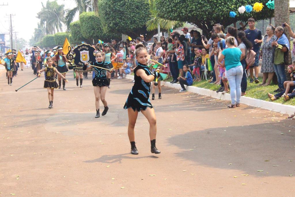 Desfile Cívico do 36º aniversário de Paranhos